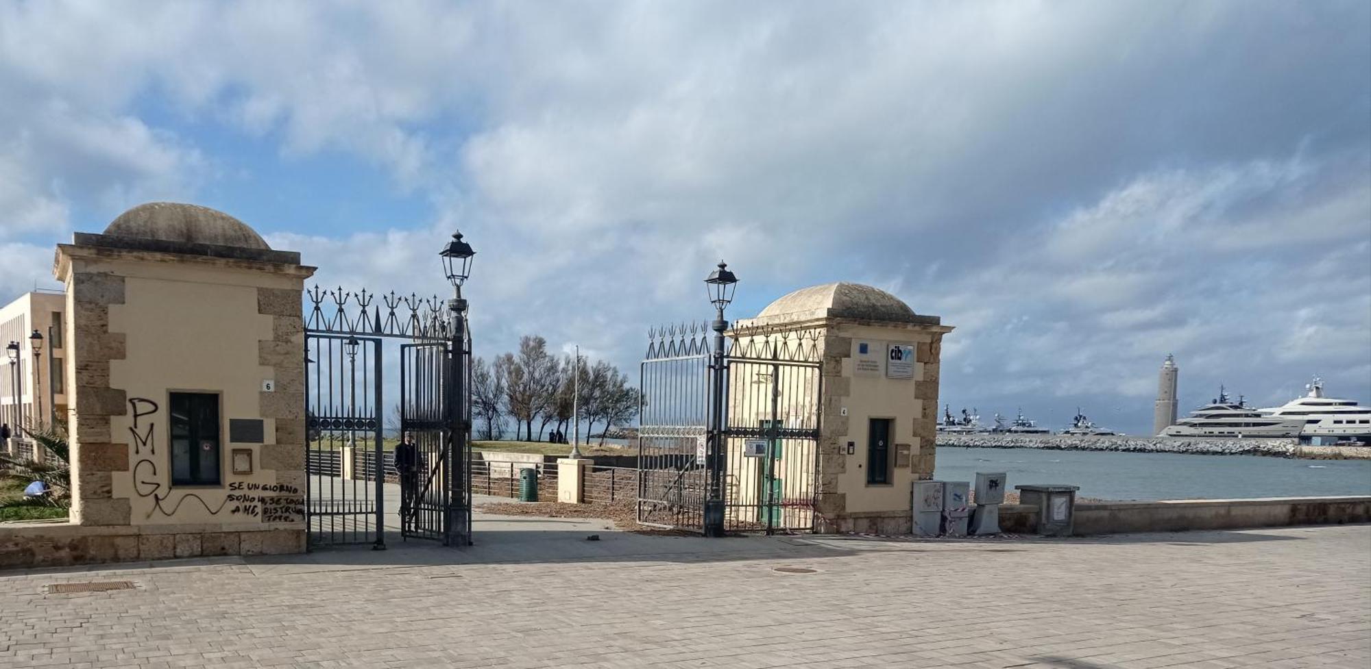 Appartamento Con Incantevole Vista Mare ليفورنو المظهر الخارجي الصورة
